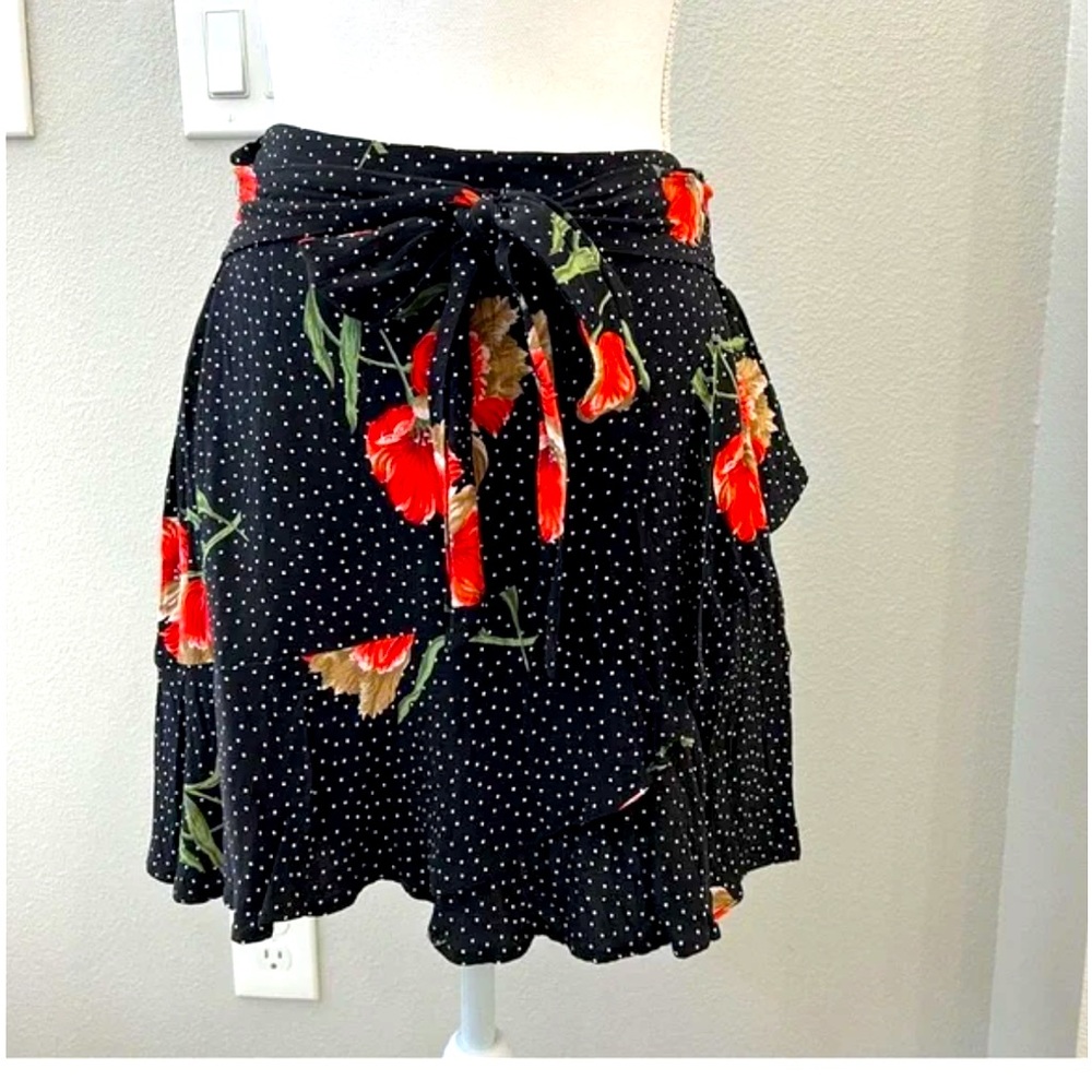 Top shop mini skirt